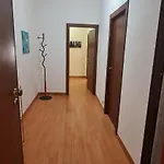 Apartment 800mt Dalla Metro Rome